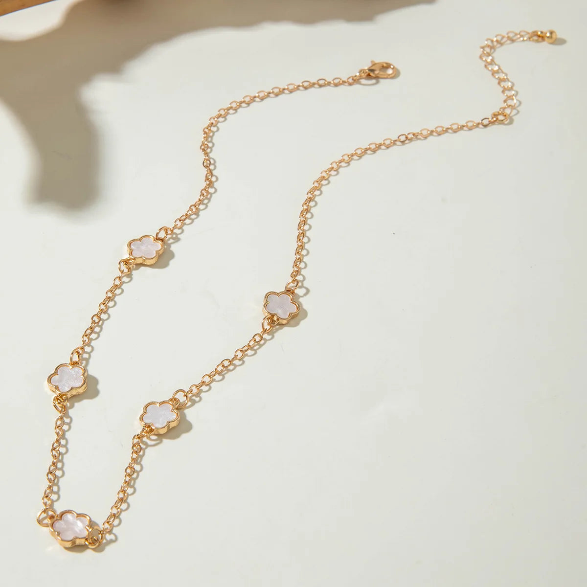 Collier design floral